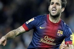 皇马连胜警钟：阿隆索倡导谦逊，三后卫布局待考验